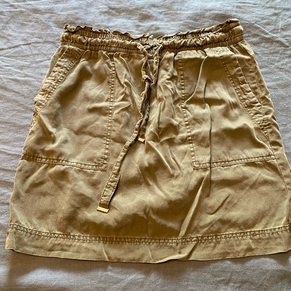 Dex army green skirt - Picture 1 of 4